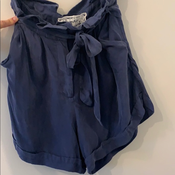 NWOT High waisted pink martini shorts - Picture 7 of 7